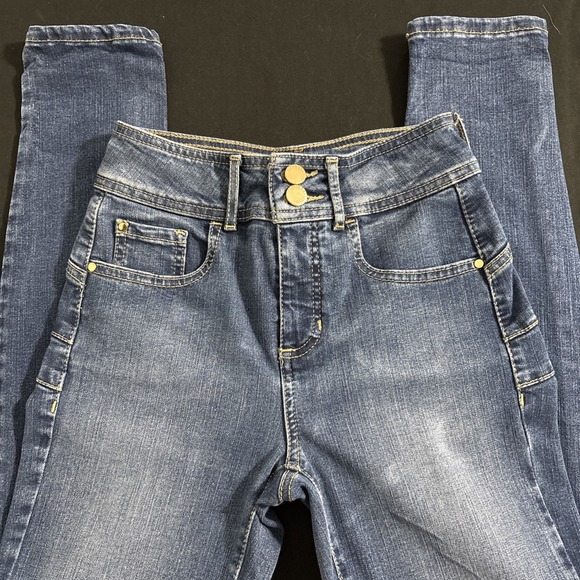 GUESS Women's Skinny Jeans Size 24 High Rise Medium Blue Wash - Picture 1 of 8